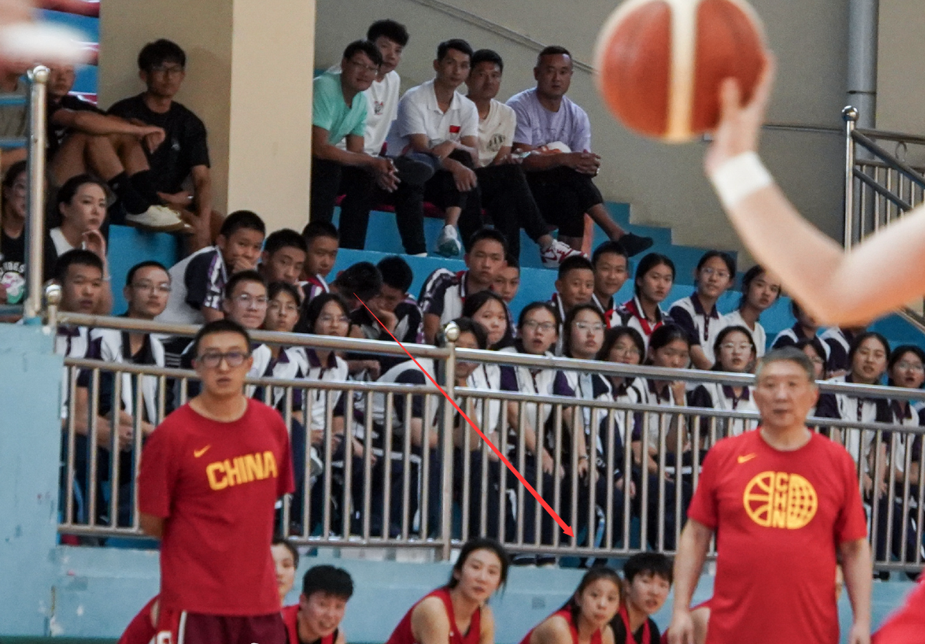 学男篮进行, pd, 米的身高 学男篮进行, pd, 米的身高