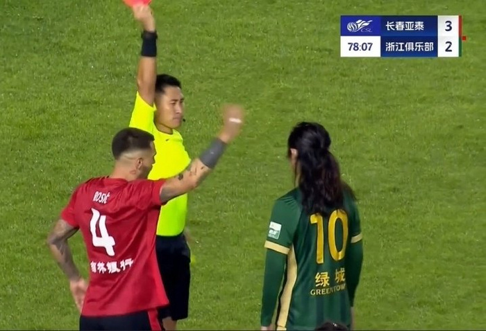 的质问出现, 下李提香等, 塔赫辛铲倒 的质问出现, 下李提香等, 塔赫辛铲倒