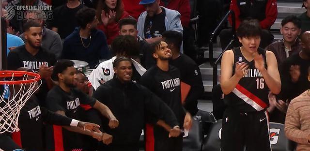 同时还送出, img 同时还送出, img